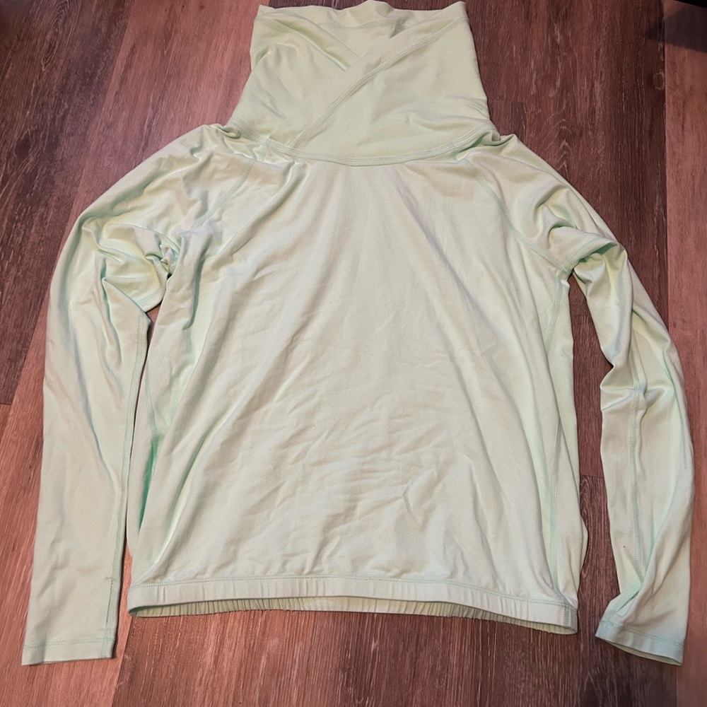 lululemon green long sleeve